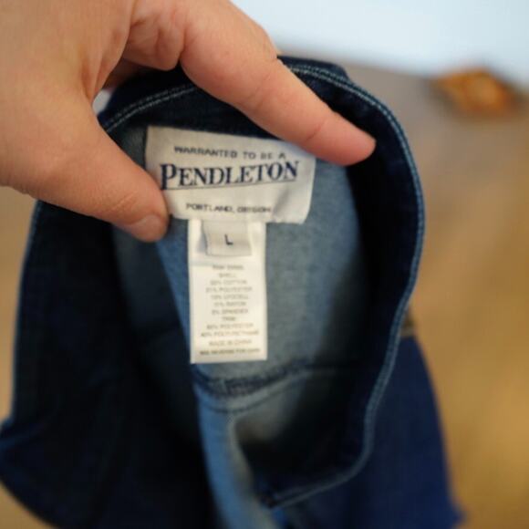 Vintage Pendleton Trucker Jacket Womens L Blue Denim Stretch Western Full Zipper - Picture 10 of 10